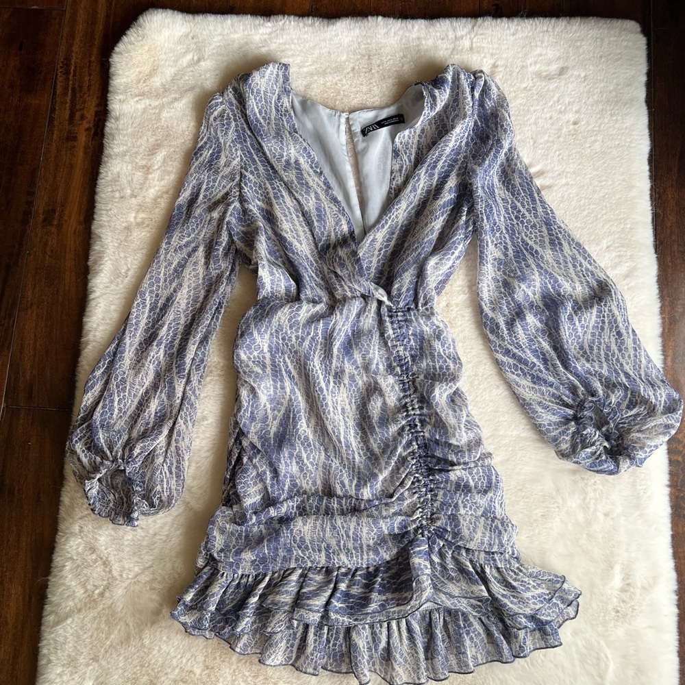 Elegant Blue Patterned Dress